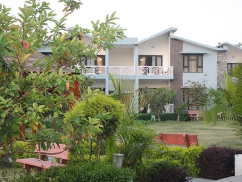 Anand Corbett Aamod Resort & Spa Corbett National Park Exterior foto